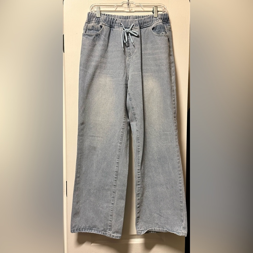 Women's Light Blue Wide Leg Jeans
